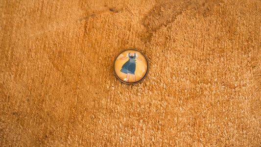 Dirndl Pin 20mm Bronze Gelb